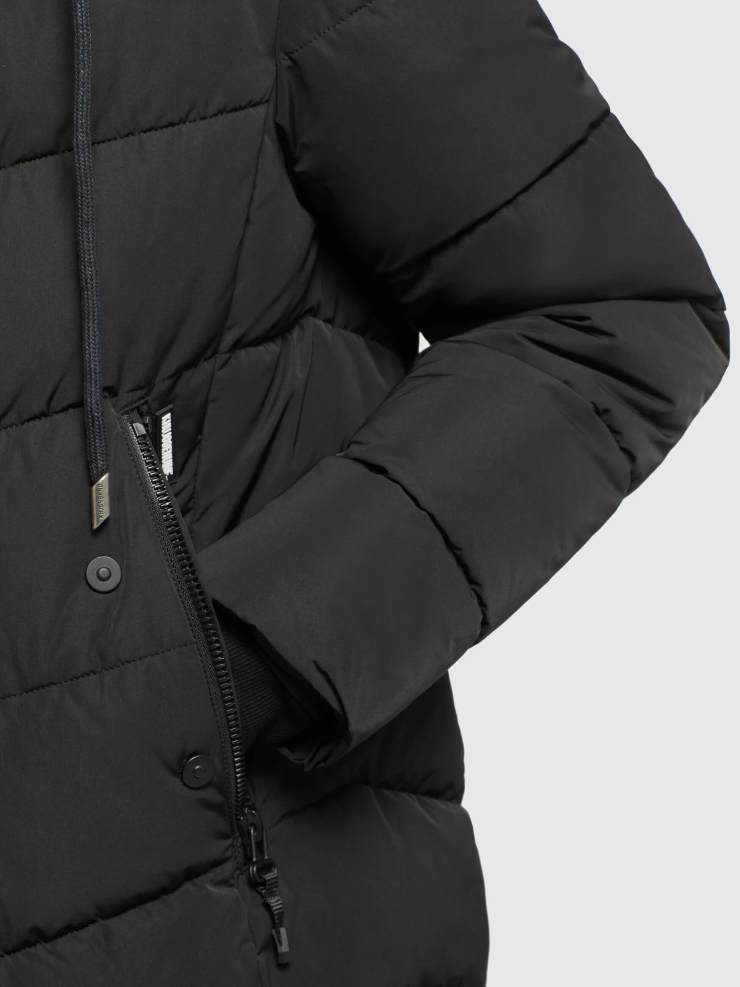 Manteaux dhiver Manteau d’hiver Klayd Femme noir Khujo Manteaux Dhiver Manteau D’hiver Klayd Femme Noir -Khujo 332bd1be757877bd15b260af06c5c306 scaled