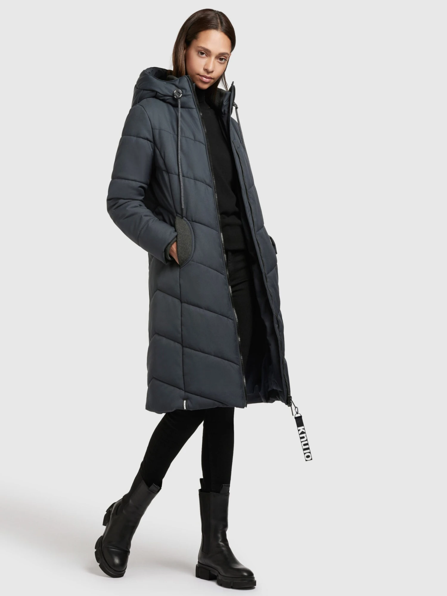 Manteaux dhiver Manteau d’hiver Aribay Femme bleu nuit Khujo Manteaux Dhiver Manteau D’hiver Aribay Femme Bleu Nuit -Khujo 469596c551d817891b2beef1e41f2897 scaled