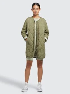 Khujo Manteaux De Mi-saison Manteau Mi-saison Sira Femme Olive -Khujo 6b0846b12d64bc3683db6864c96e83ff