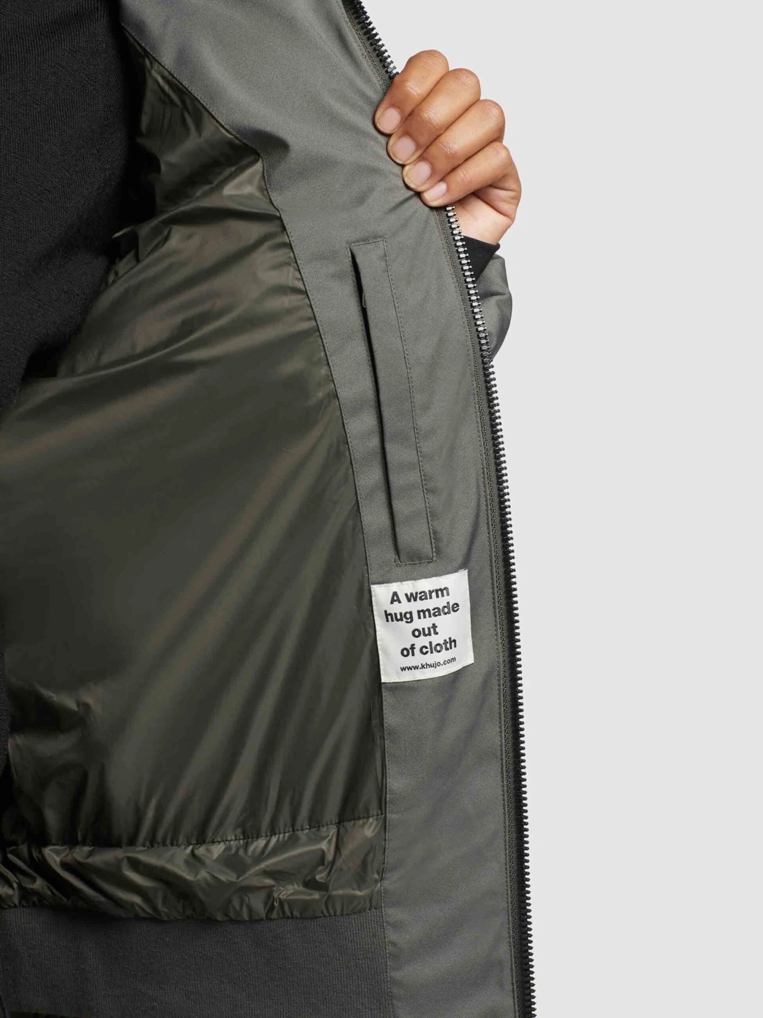 Vestes dhiver Veste d’hiver Japura 2 Femme kaki Khujo Vestes Dhiver Veste D’hiver Japura 2 Femme Kaki -Khujo c086812ccac9da6599b7592276b34ceb scaled