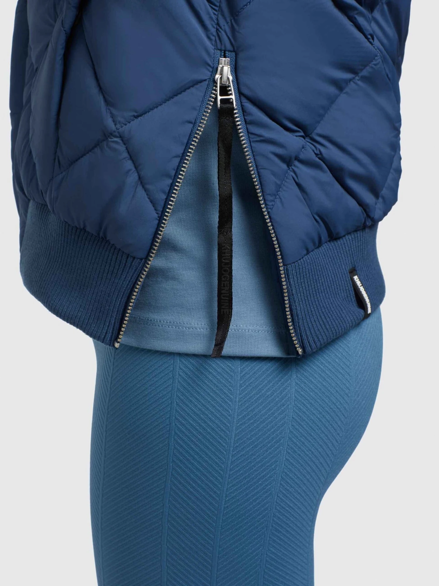 Vestes de mi-saison Veste mi-saison Leona Femme bleu Khujo Vestes De Mi-saison Veste Mi-saison Leona Femme Bleu -Khujo e293bdfe7e965e62e23b287533366d33 scaled