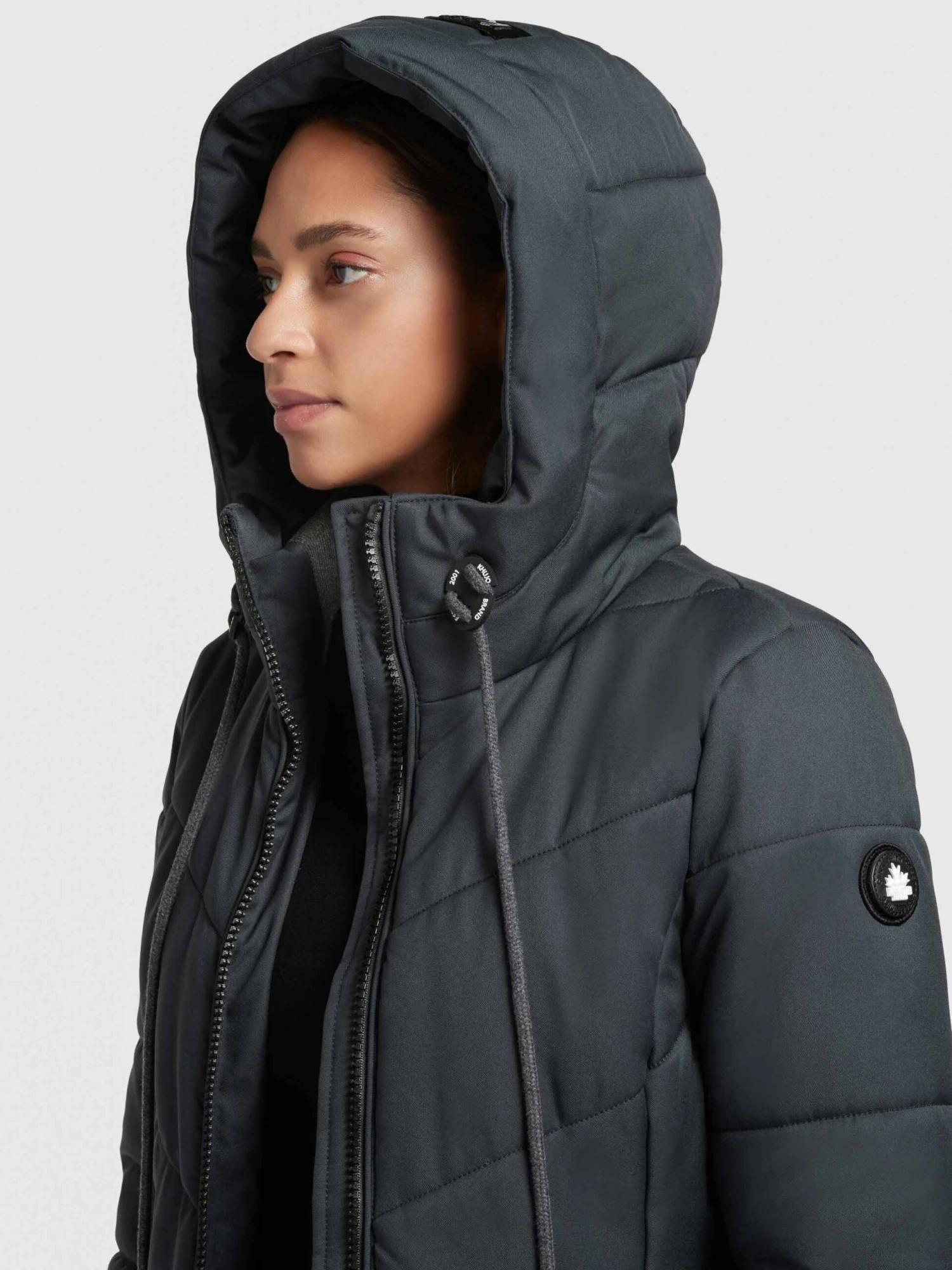 Manteaux dhiver Manteau d’hiver Aribay Femme bleu nuit Khujo Manteaux Dhiver Manteau D’hiver Aribay Femme Bleu Nuit -Khujo f8bfc0d61704f3e80c85bed8321faa64 scaled